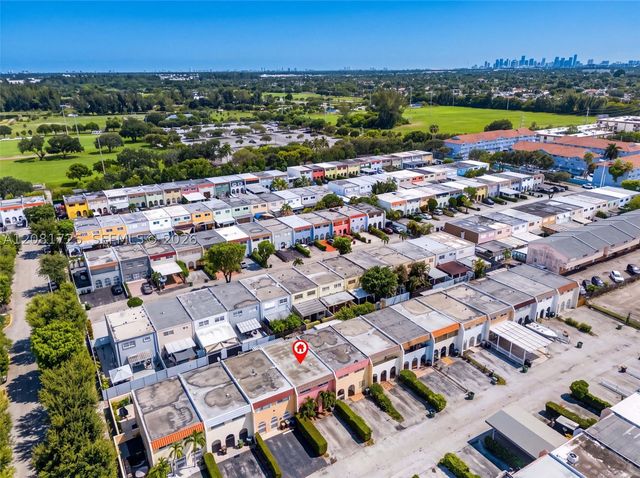 6965 W 2nd Way, Hialeah, FL 33014