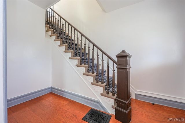 30 Glenwood Avenue, Buffalo, NY 14209