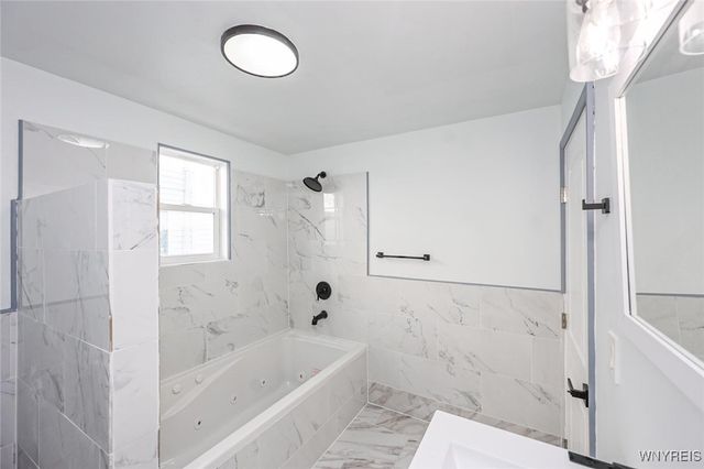 30 Glenwood Avenue, Buffalo, NY 14209