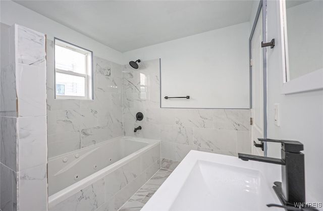 30 Glenwood Avenue, Buffalo, NY 14209