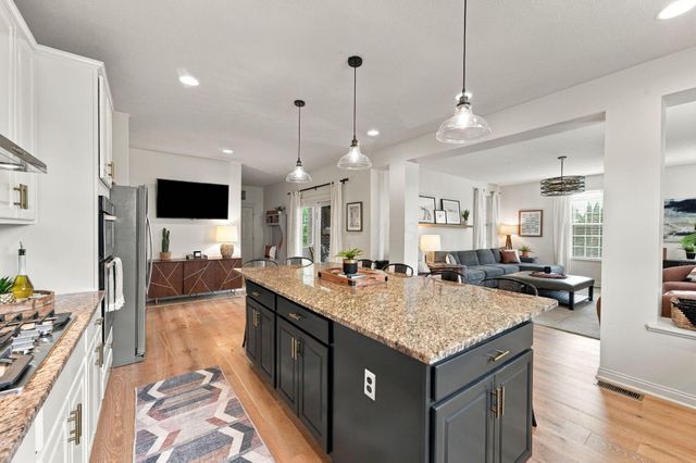 7123 Glacier Ridge Boulevard, Dublin, OH 43017