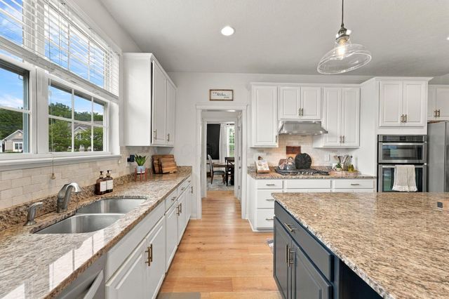 7123 Glacier Ridge Boulevard, Dublin, OH 43017
