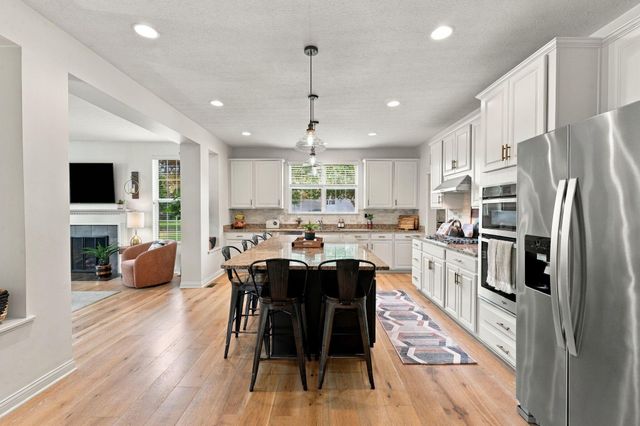 7123 Glacier Ridge Boulevard, Dublin, OH 43017