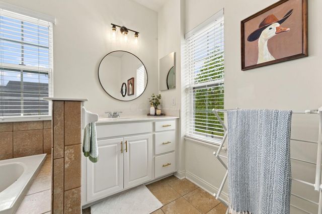 7123 Glacier Ridge Boulevard, Dublin, OH 43017