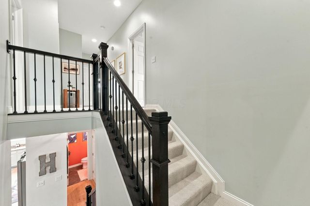 7123 Glacier Ridge Boulevard, Dublin, OH 43017