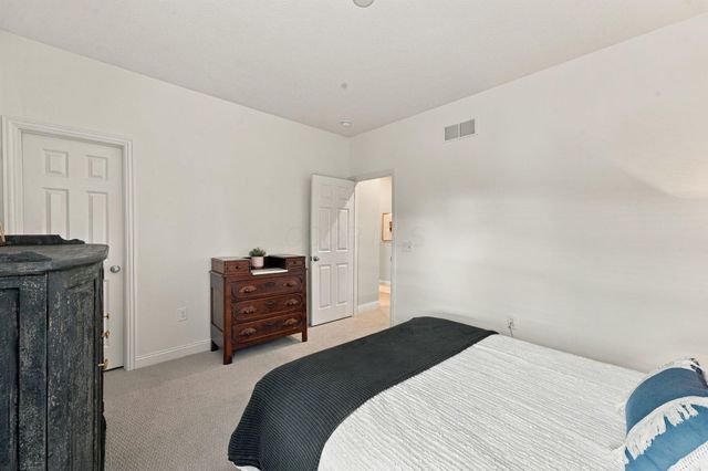 7123 Glacier Ridge Boulevard, Dublin, OH 43017