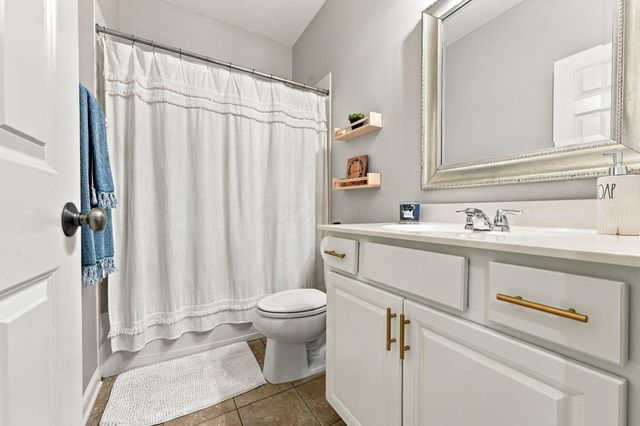 7123 Glacier Ridge Boulevard, Dublin, OH 43017