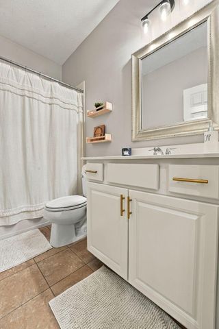 7123 Glacier Ridge Boulevard, Dublin, OH 43017