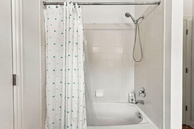 7123 Glacier Ridge Boulevard, Dublin, OH 43017