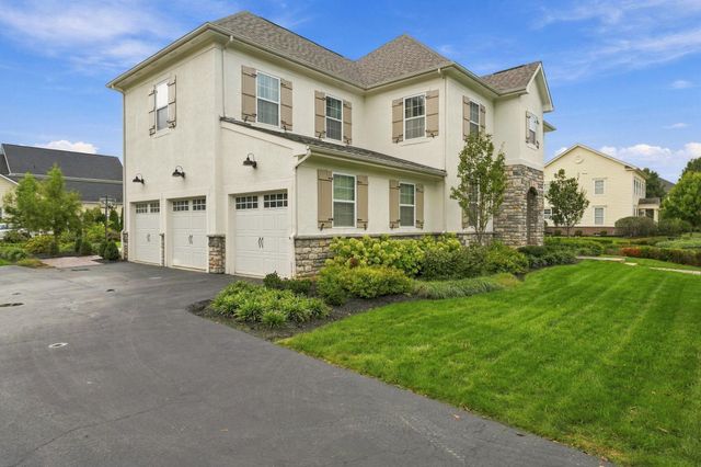 7123 Glacier Ridge Boulevard, Dublin, OH 43017