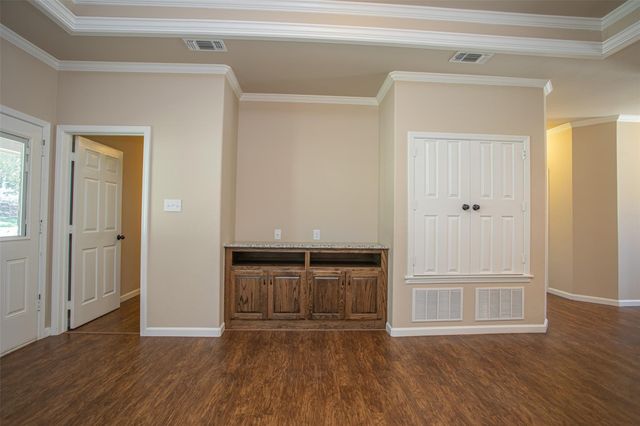 455 Neals Hill Road, Oak Ridge, TX 76240