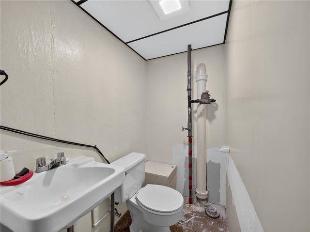 1533 Englewood Street, Bethlehem City, PA 18017