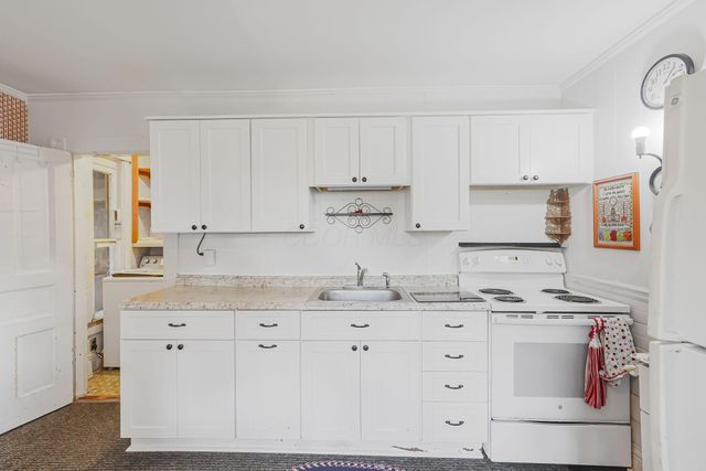 2259 Montgomery Road NE, Newark, OH 43055