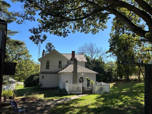 2259 Montgomery Road NE, Newark, OH 43055