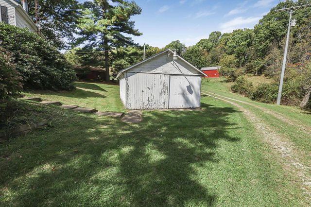 2259 Montgomery Road NE, Newark, OH 43055