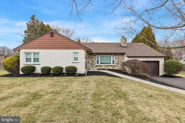 59 E HILLCREST AVE, Chalfont, PA 18914