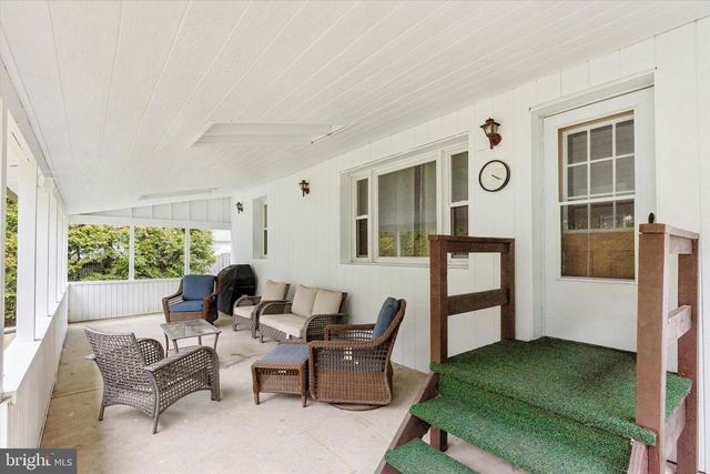 59 E HILLCREST AVE, Chalfont, PA 18914