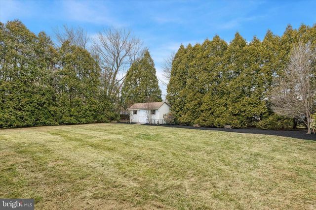 59 E HILLCREST AVE, Chalfont, PA 18914