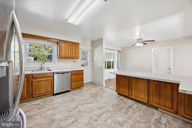 59 E HILLCREST AVE, Chalfont, PA 18914