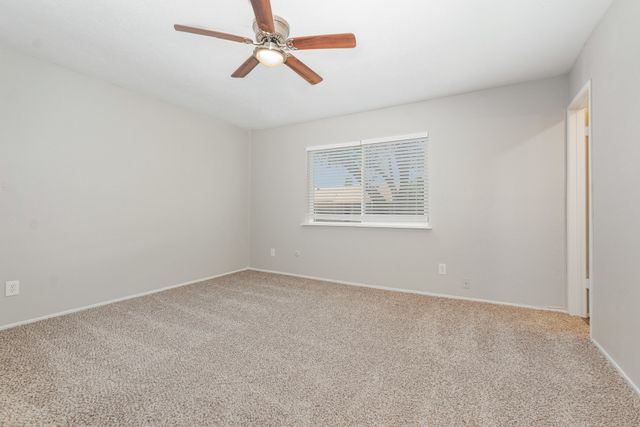 5528 King Drive, The Colony, TX 75056