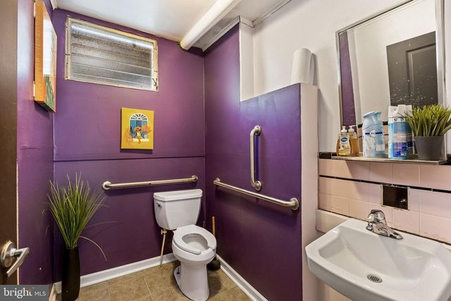 209 W CLINTON AVE, Oaklyn, NJ 08107