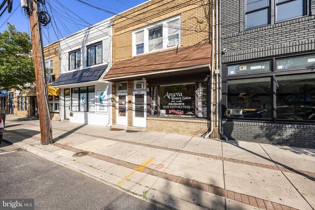 209 W CLINTON AVE, Oaklyn, NJ 08107
