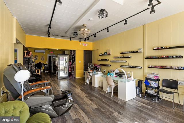 209 W CLINTON AVE, Oaklyn, NJ 08107