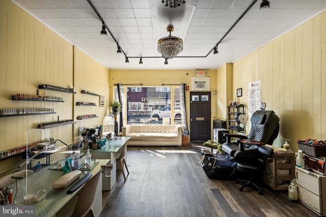 209 W CLINTON AVE, Oaklyn, NJ 08107