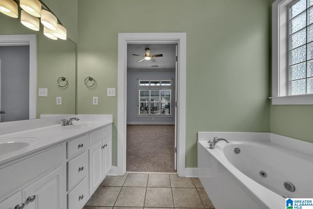 4692 CLUBVIEW DRIVE, Bessemer, AL 35022