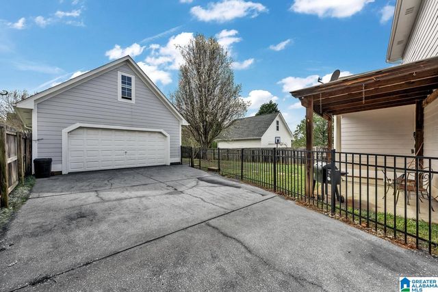 4692 CLUBVIEW DRIVE, Bessemer, AL 35022