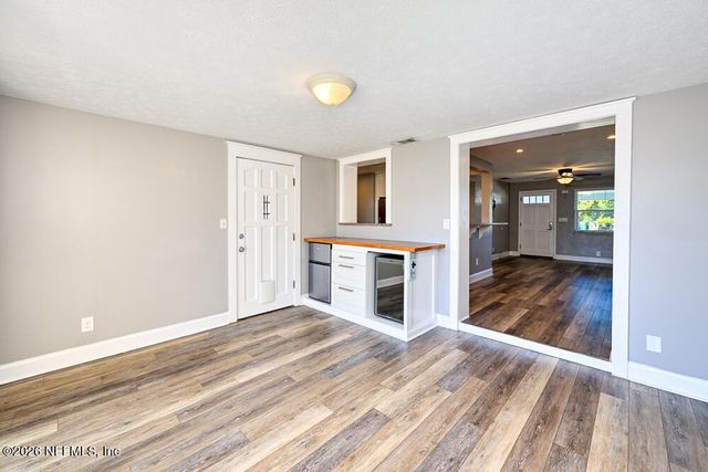 836 15TH Avenue N, Jacksonville Beach, FL 32250