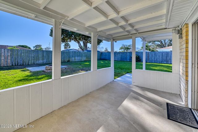 836 15TH Avenue N, Jacksonville Beach, FL 32250