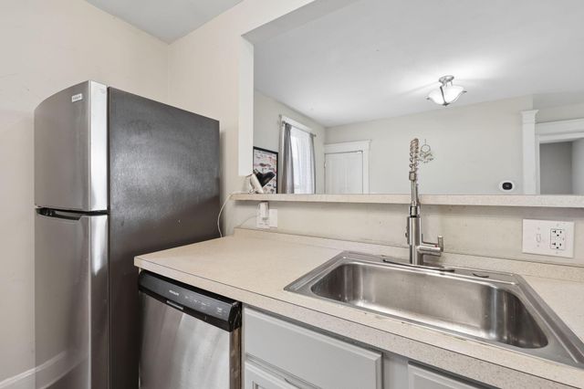 57 N Pine Street, Newark, OH 43055