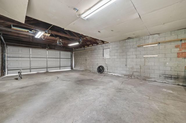 57 N Pine Street, Newark, OH 43055
