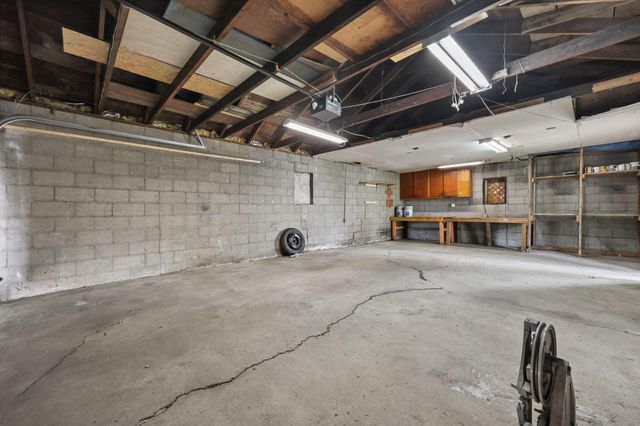 57 N Pine Street, Newark, OH 43055