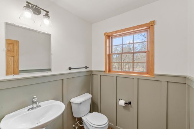 112 Winding Ridge Road, Denver, IA 50622