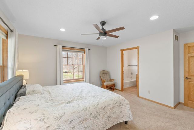 112 Winding Ridge Road, Denver, IA 50622