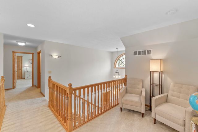 112 Winding Ridge Road, Denver, IA 50622