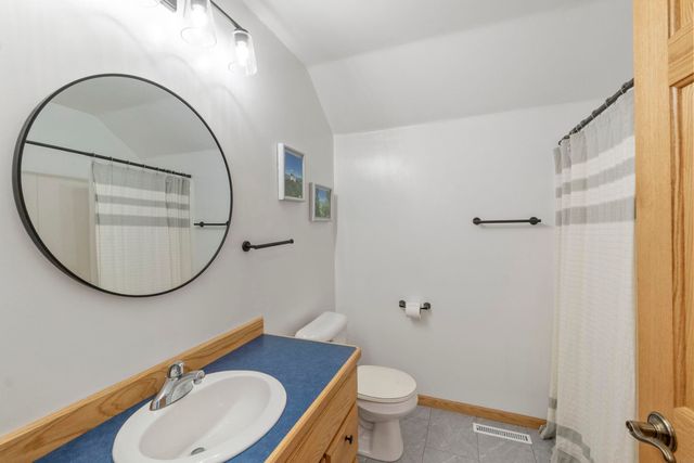 112 Winding Ridge Road, Denver, IA 50622