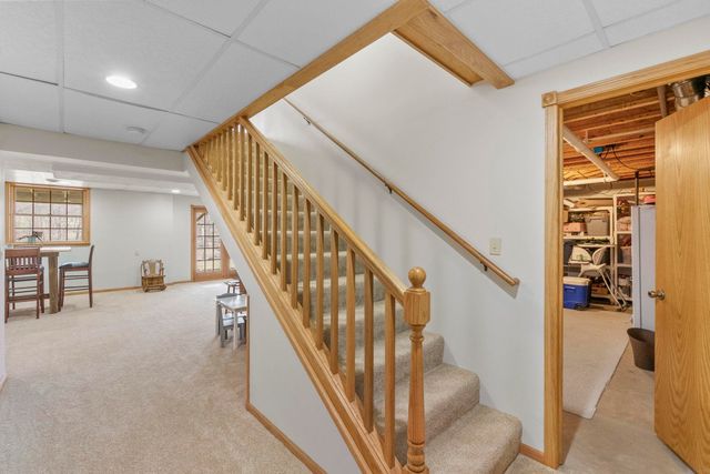 112 Winding Ridge Road, Denver, IA 50622