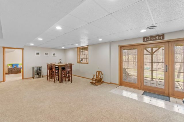 112 Winding Ridge Road, Denver, IA 50622