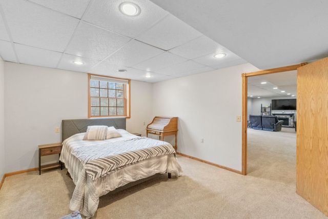 112 Winding Ridge Road, Denver, IA 50622