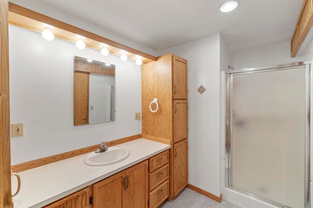 112 Winding Ridge Road, Denver, IA 50622