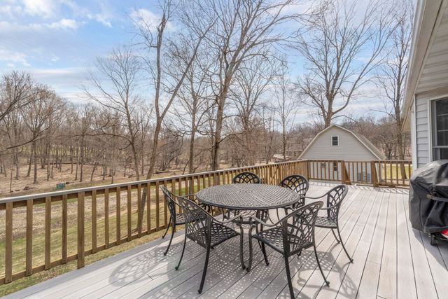 112 Winding Ridge Road, Denver, IA 50622