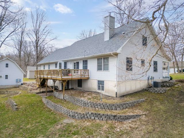 112 Winding Ridge Road, Denver, IA 50622