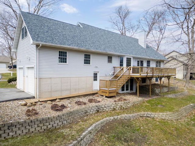 112 Winding Ridge Road, Denver, IA 50622