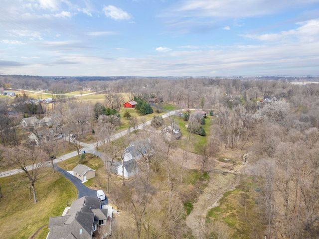 112 Winding Ridge Road, Denver, IA 50622