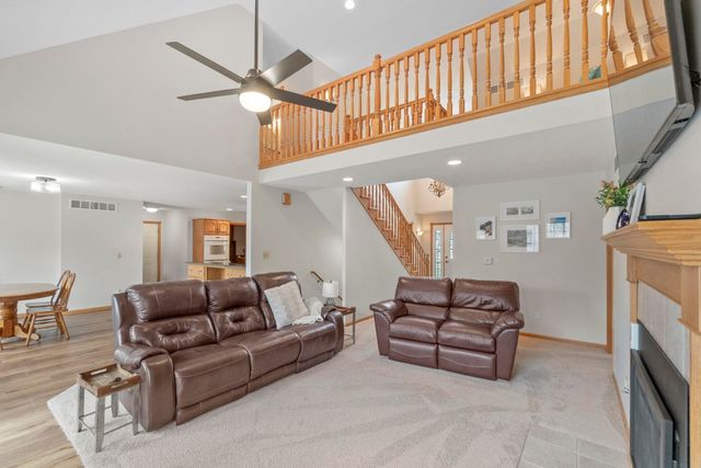 112 Winding Ridge Road, Denver, IA 50622