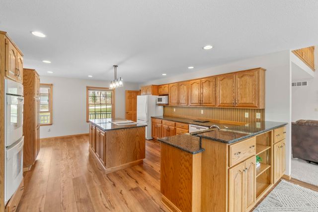 112 Winding Ridge Road, Denver, IA 50622