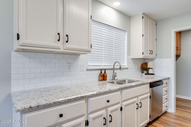 103 Pinion Circle, Lafayette, LA 70508